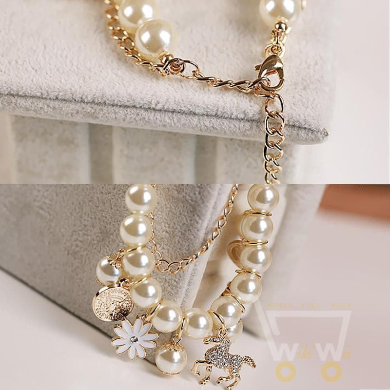 Acrylic Pearl Horse Bracelet - WikiWii