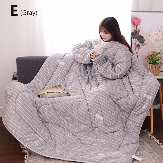 Winter Lazy Quilt With Sleeves - WikiWii