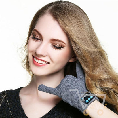 The Wireless Headset Gloves - WikiWii