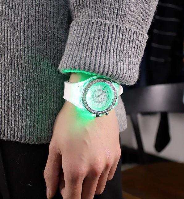 Led Flash Luminous Watch - WikiWii