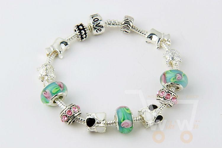 Glass Beads Charm Bracelet - WikiWii