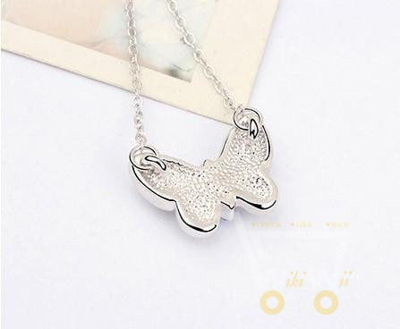 Crystal butterfly pendant - WikiWii