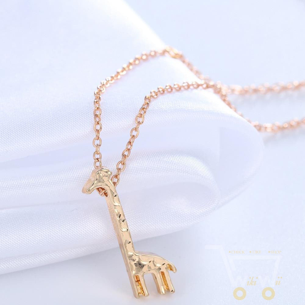 Cute Giraffe Necklace - WikiWii