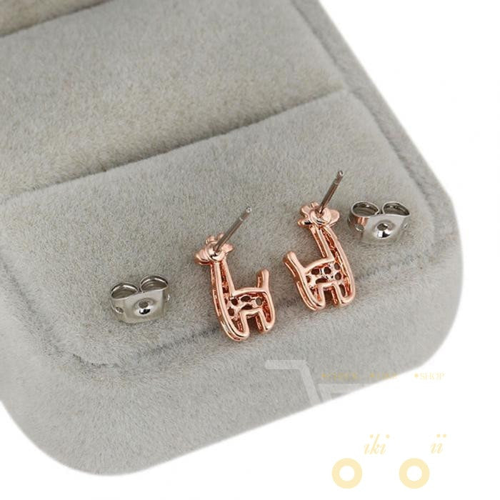 Cute Giraffe Shape Earring - WikiWii