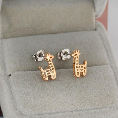 Cute Giraffe Shape Earring - WikiWii