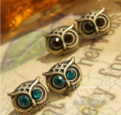 Cute Lovely Big Eye Owl Rhinestone Stud Earrings - WikiWii