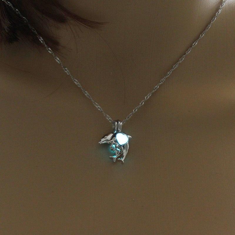 Glow in the dark Dolphin Necklace - WikiWii