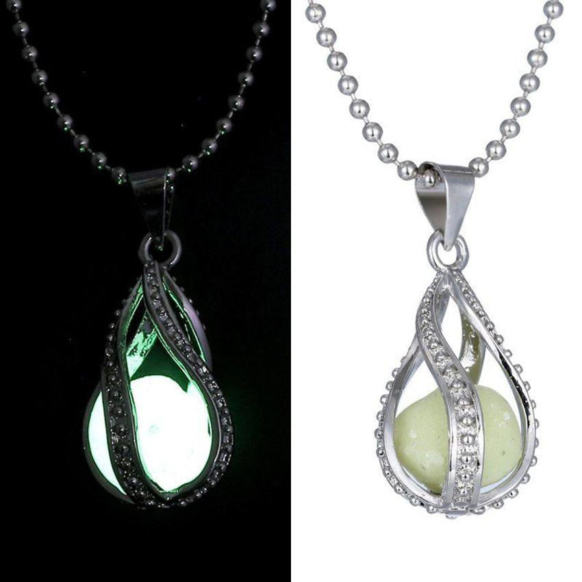 Glow in the Dark Pendant Necklace - WikiWii