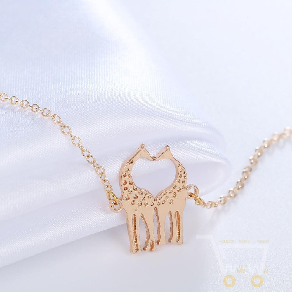 Gold Silver Plated Loving Heart Giraffes Bracelets - WikiWii