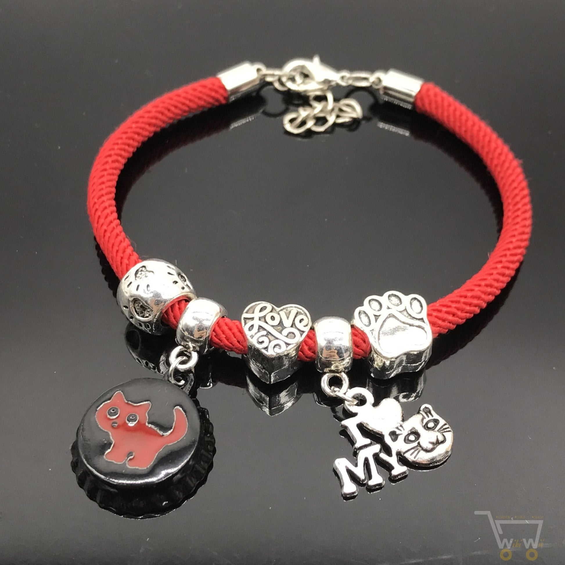 I love my cat bracelet - WikiWii