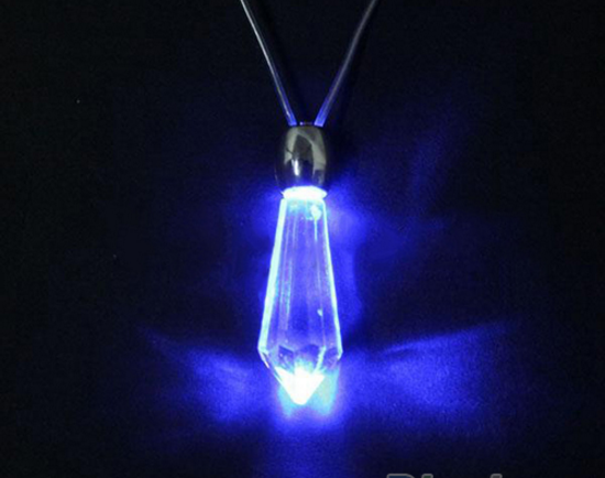 LED Blue Magnetic Light Necklace - WikiWii