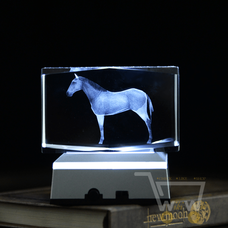 Led Horse Crystal with multi color light base - WikiWii