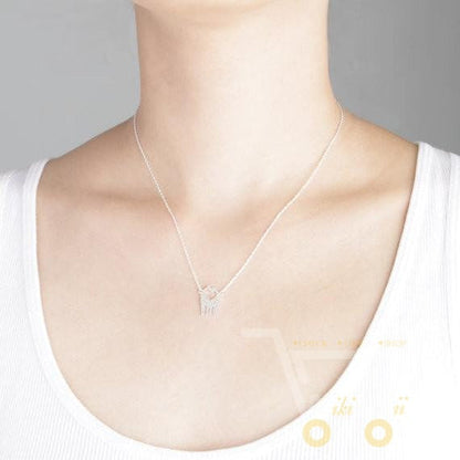 Loving Giraffes Necklace - WikiWii