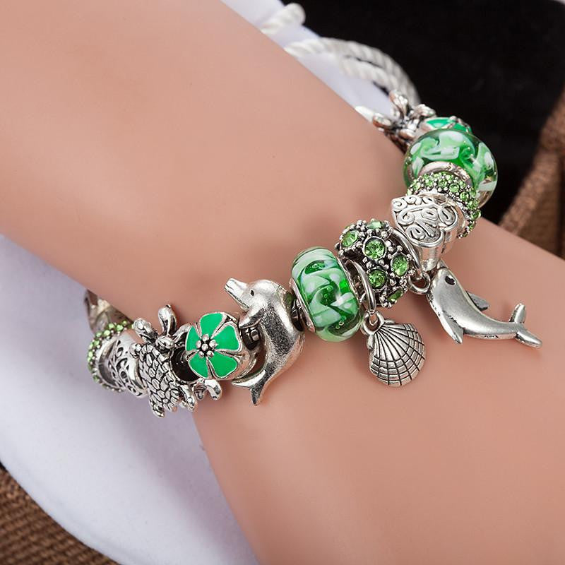 New Design Dolphins/Turtle Charm Green Glass Beads Bracelet - WikiWii