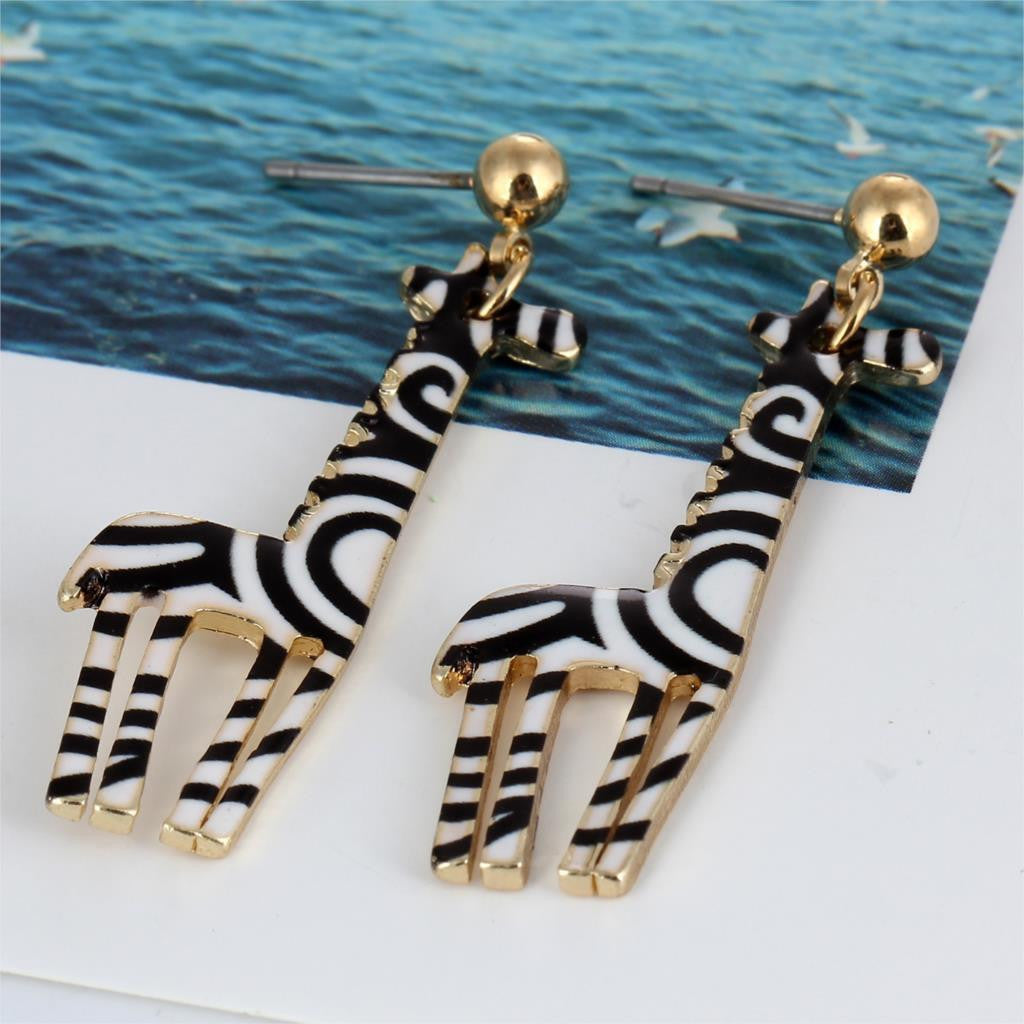 New Fashion Jewelry Gold Plated with Giraffe Shaped  Earrings - WikiWii