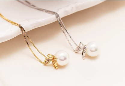 Pearl Butterfly Necklace - WikiWii