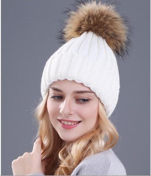 Fox Fur Hat - WikiWii