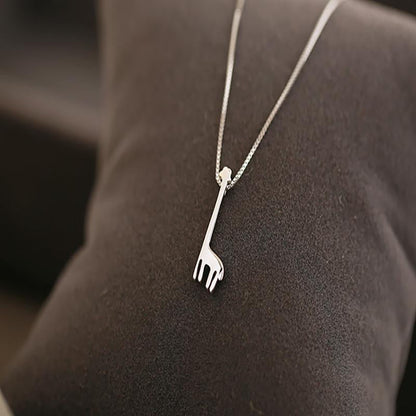 Silver Plated Giraffe Necklace - WikiWii