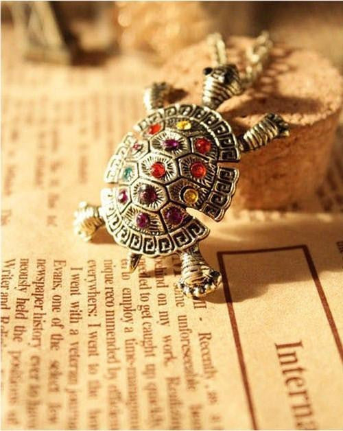 Turtle Pendant Necklace - WikiWii