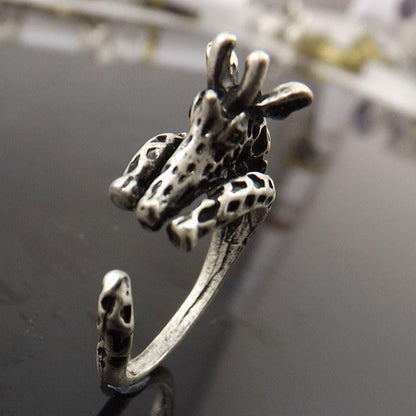 vintage silver/bronze plated giraffe Ring - WikiWii