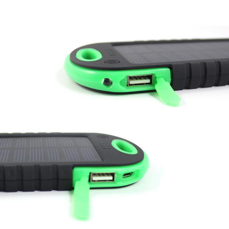 WATERPROOF SOLAR CHARGER - WikiWii