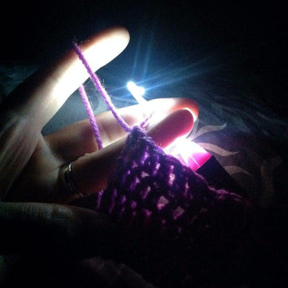 LED Light Crochet Hooks - YOYOWIZZ